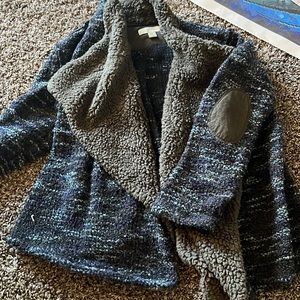 Long sleeved cardigan